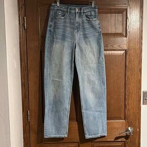 American Eagle Baggy Jeans